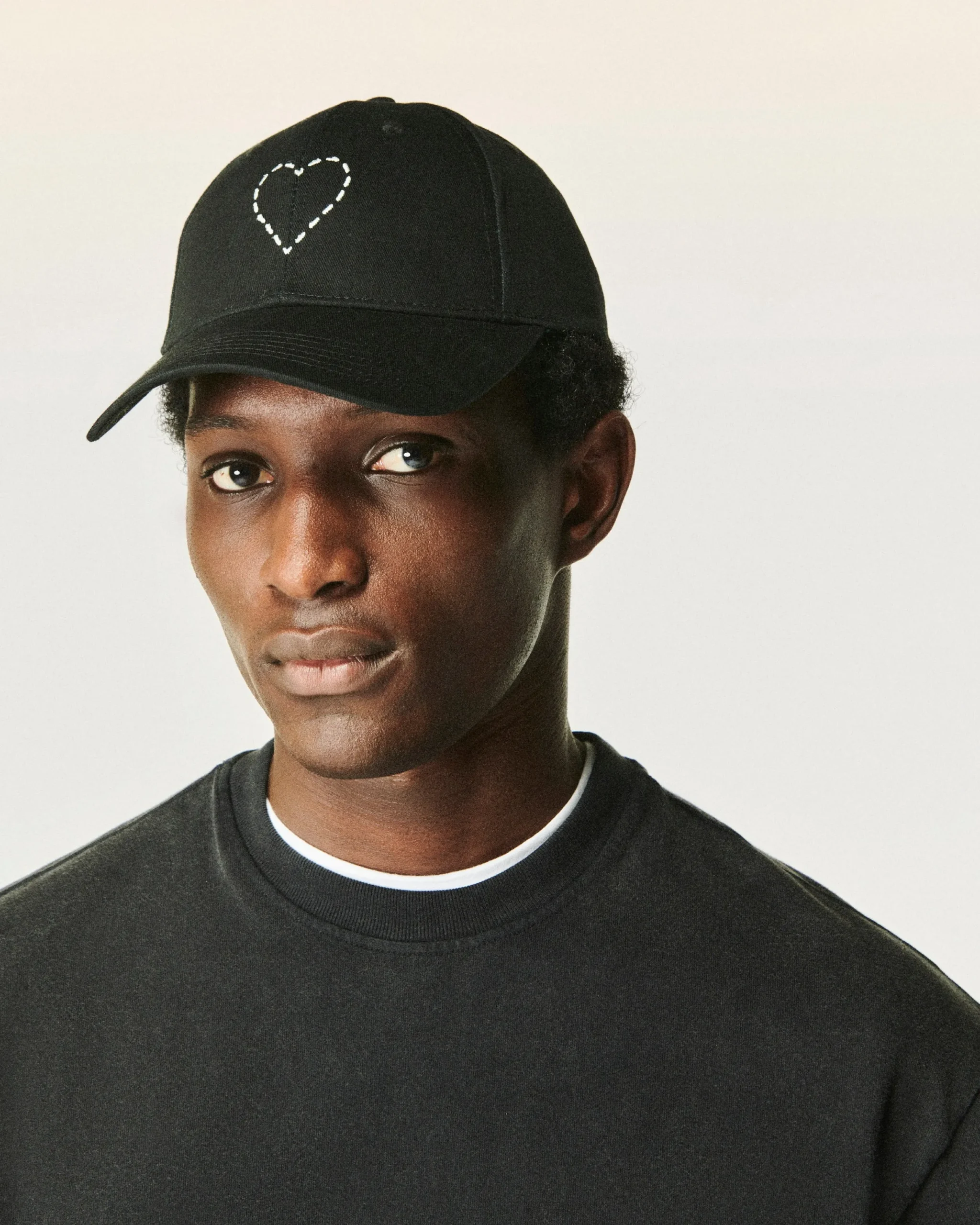 FROM FUTURE Casquette à Visière Courbée Coeur Noir Best Sale