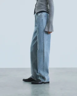 FROM FUTURE Jamie Jean Droit LightBlue Fashion