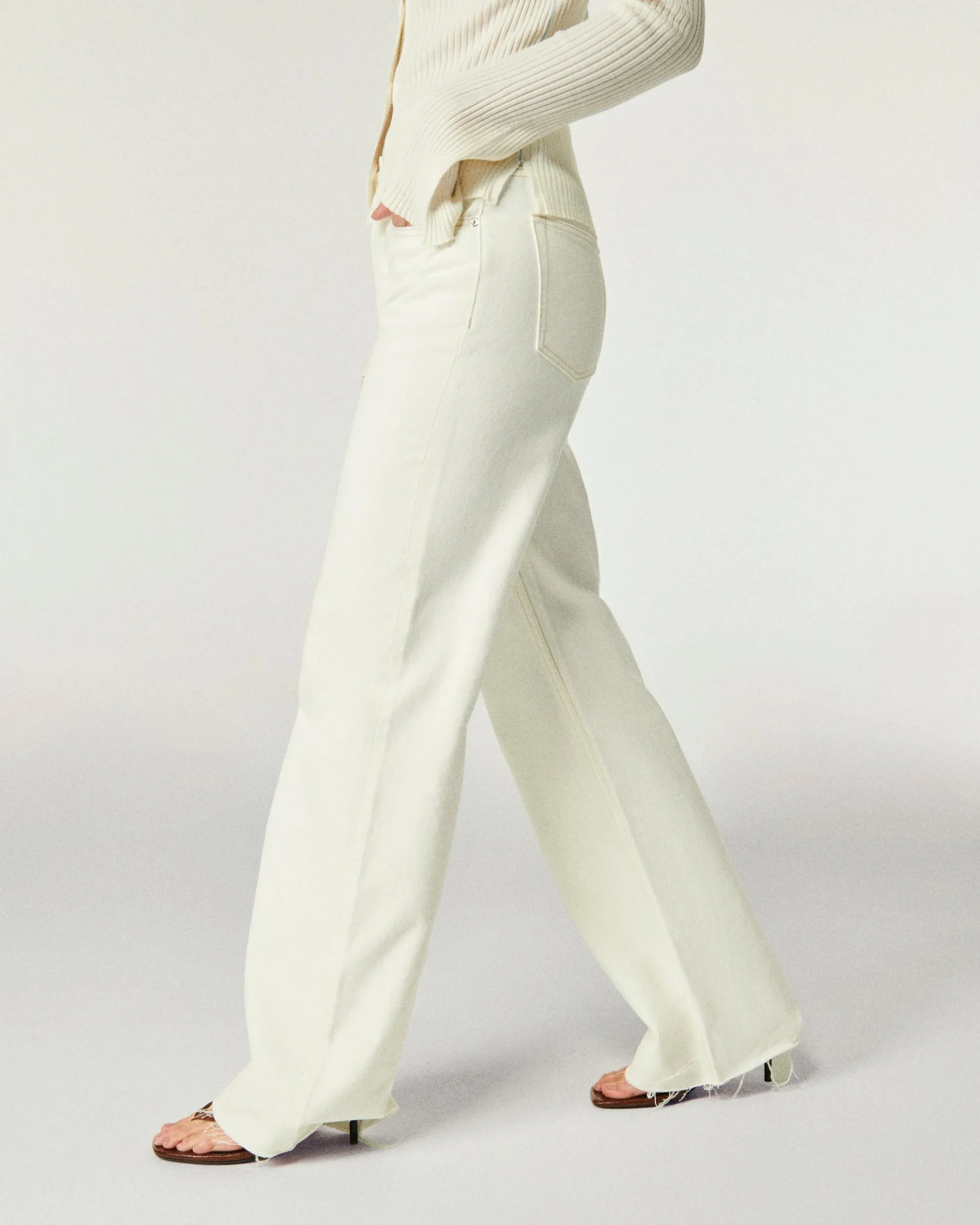 FROM FUTURE Jean Large Ecru Store