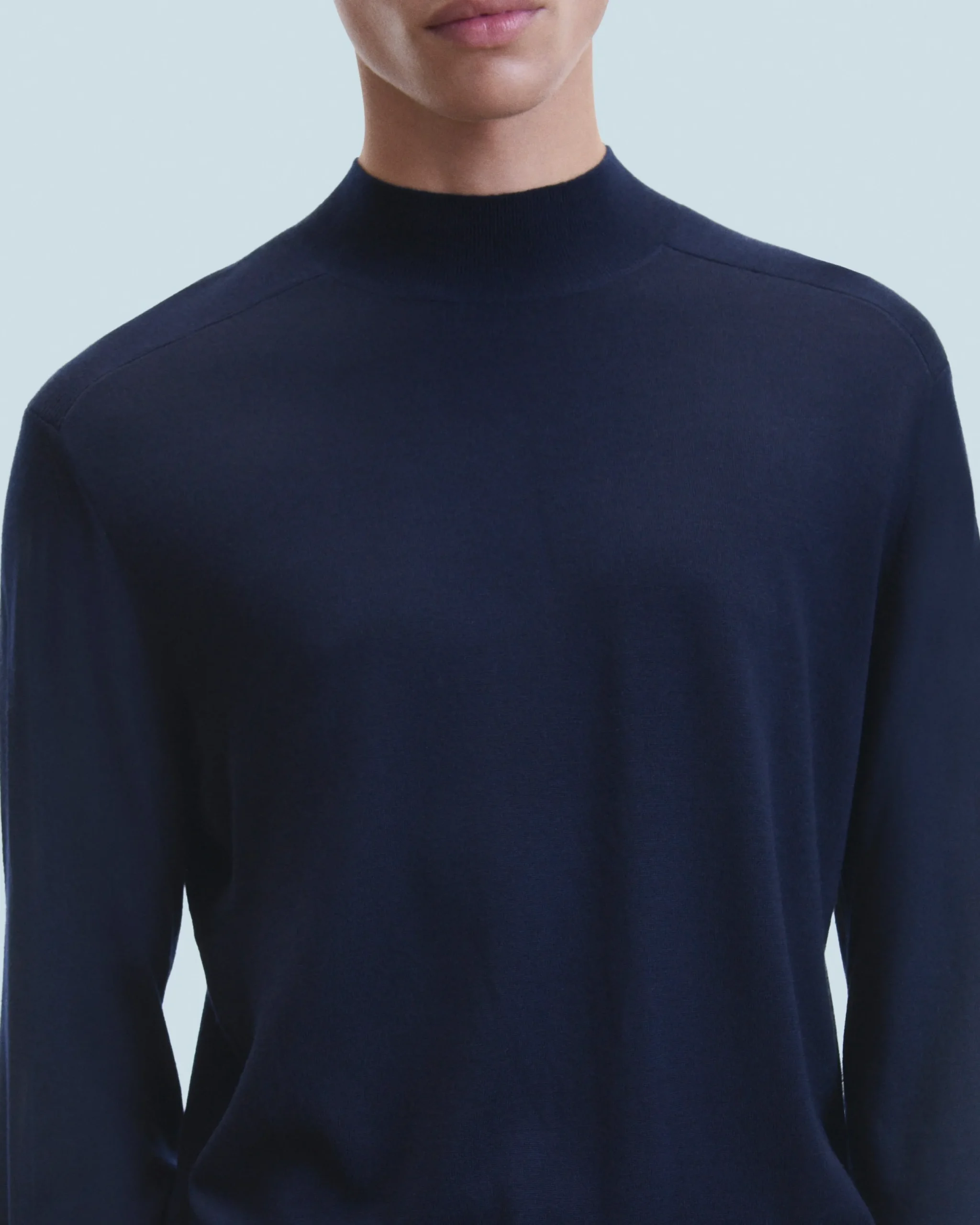 FROM FUTURE Pull Col Montant Navy Hot
