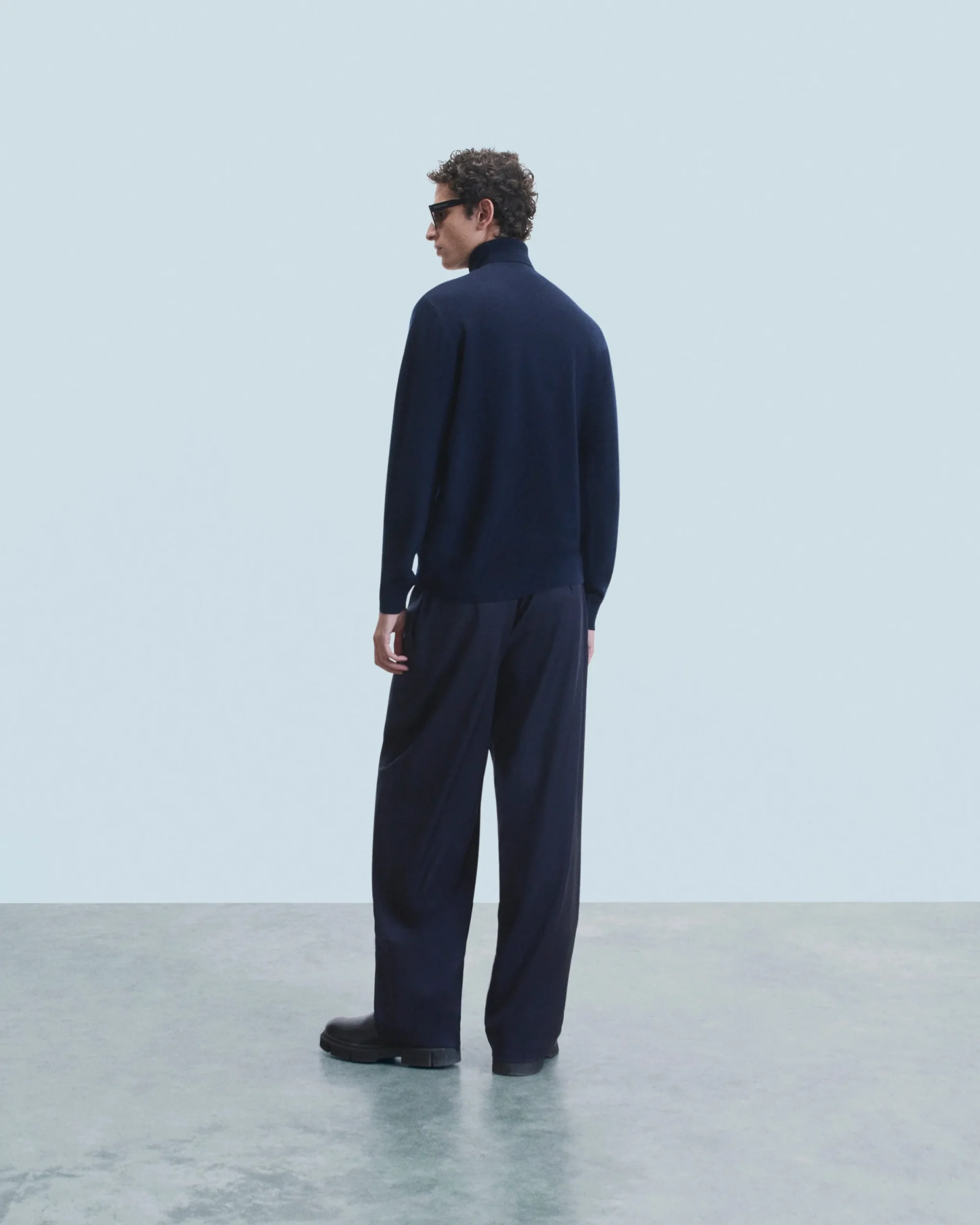 FROM FUTURE Pull Col Roulé Coeur Navy Shop