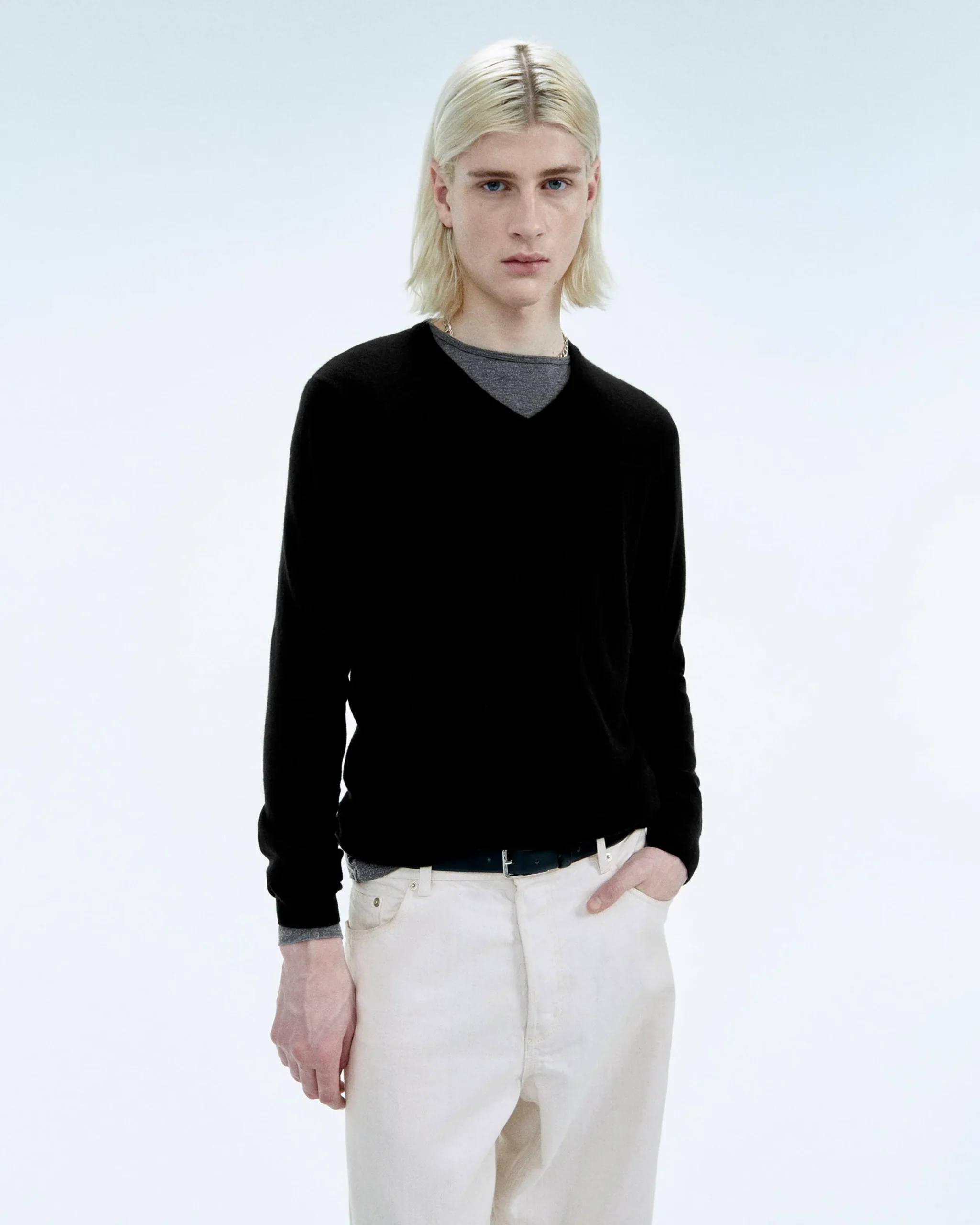 FROM FUTURE Pull Col V Noir Flash Sale