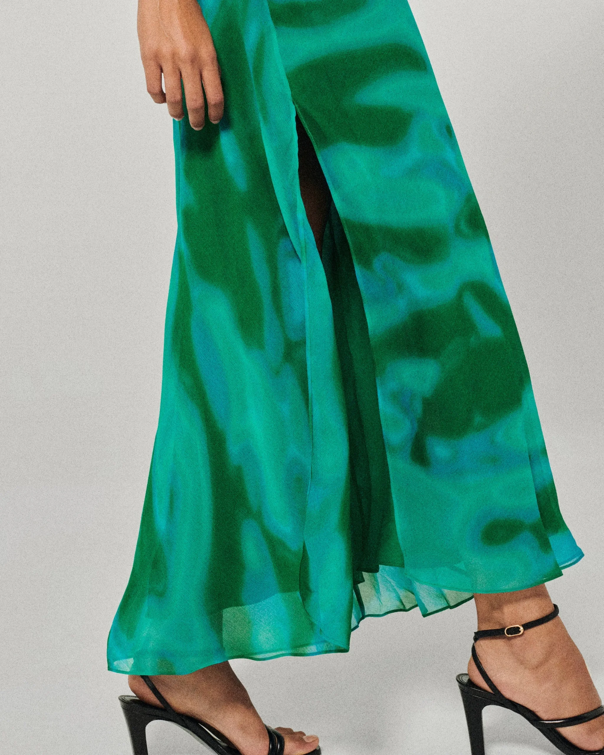 FROM FUTURE Robe Longue Bretelle Mousseline MarvelousGreen Fashion