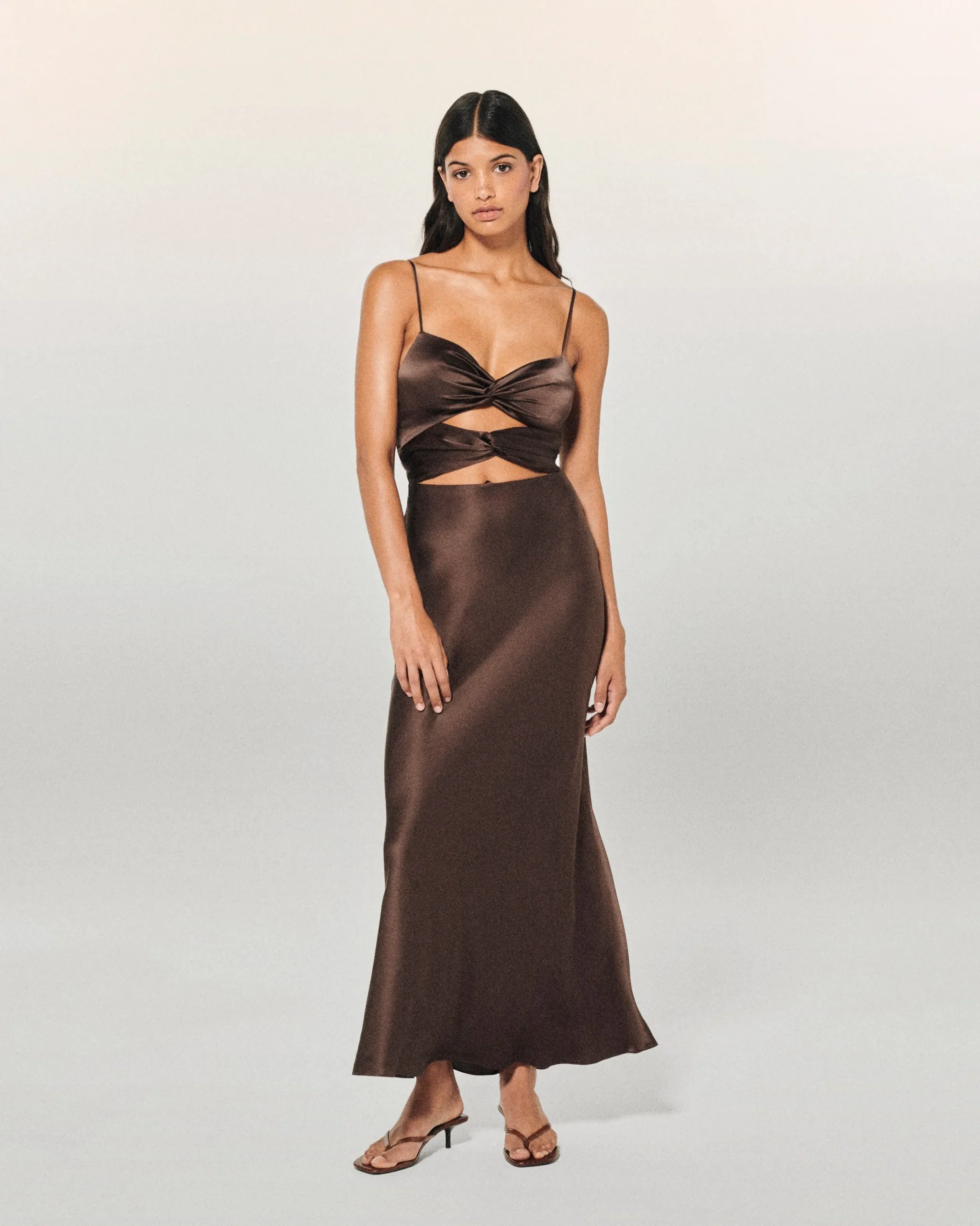 FROM FUTURE Robe Longue Bretelle Naia Chocolat Shop